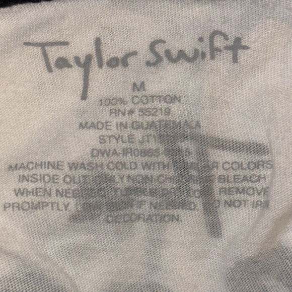 Taylor Swift 1989 Concert Tour Tshirt - Picture 8 of 8